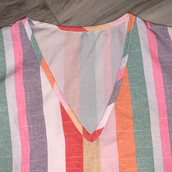 1️⃣ Women's Blouse sz S - Picture 3 of 3